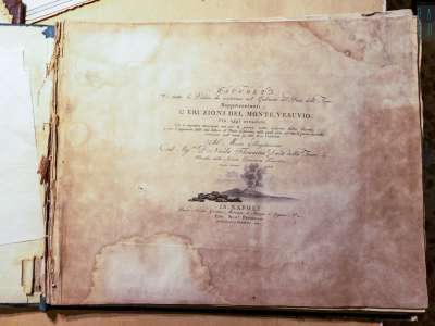 � stato pubblicato nel 1805 da Nicola Filomarino della Torre, figlio di Ascanio, principe di Boiano, che aveva allestito nel suo palazzo un Gabinetto Vesuviano dedicato alla vulcanologia 